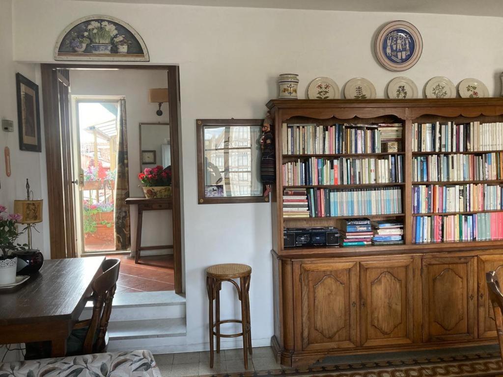 Attico In Piazza Santa Croce Apartman Firenze Kültér fotó