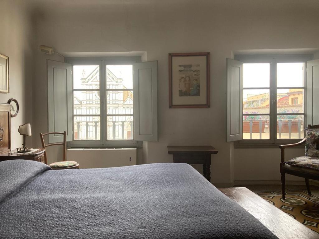 Attico In Piazza Santa Croce Apartman Firenze Kültér fotó